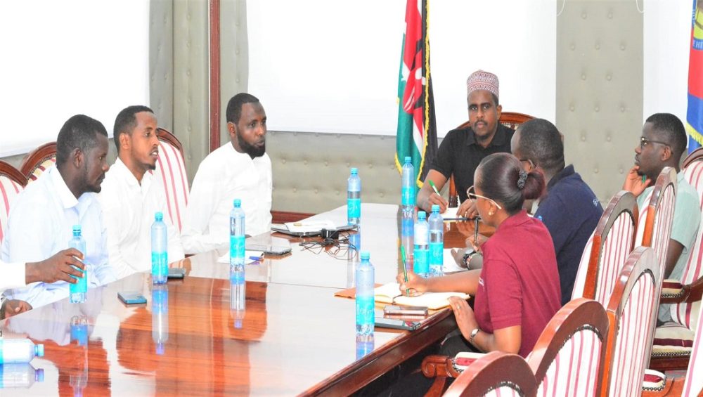 kamuthe-conservancy-meets-with-garissa-county-government
